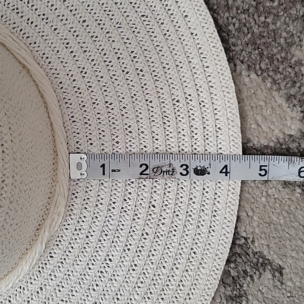 Off white sun hat - Picture 4 of 6
